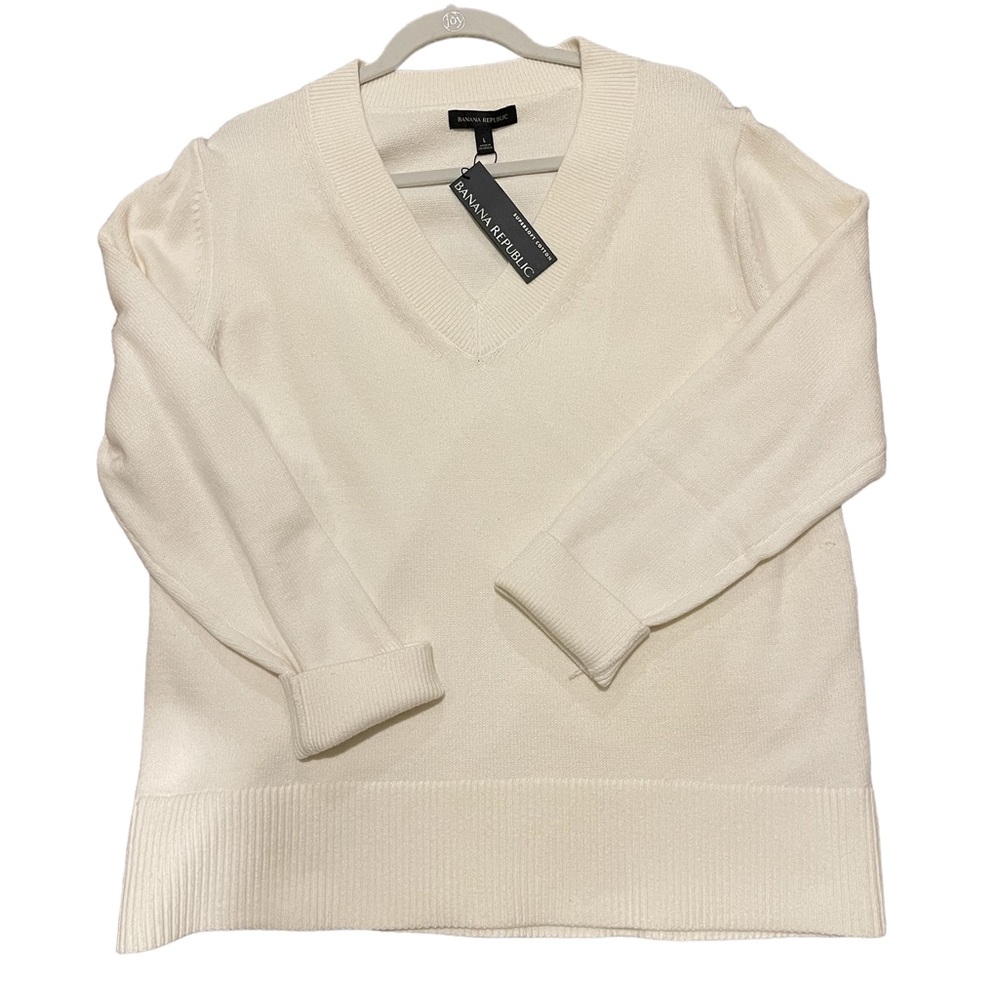 Banana Republic Off White Sweater